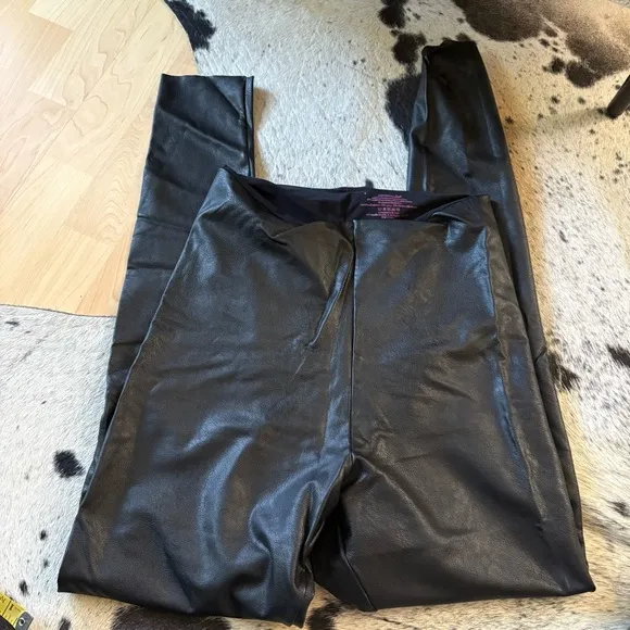 COMMANDO Perfect Control Faux‎ Leather Legging in Black Size Large - Image 4