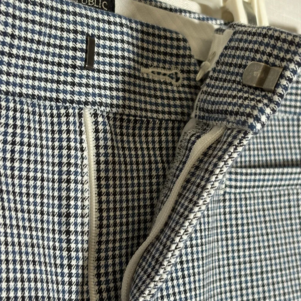 Banana Republic Black and White Dress Jumpsuit - Image 6