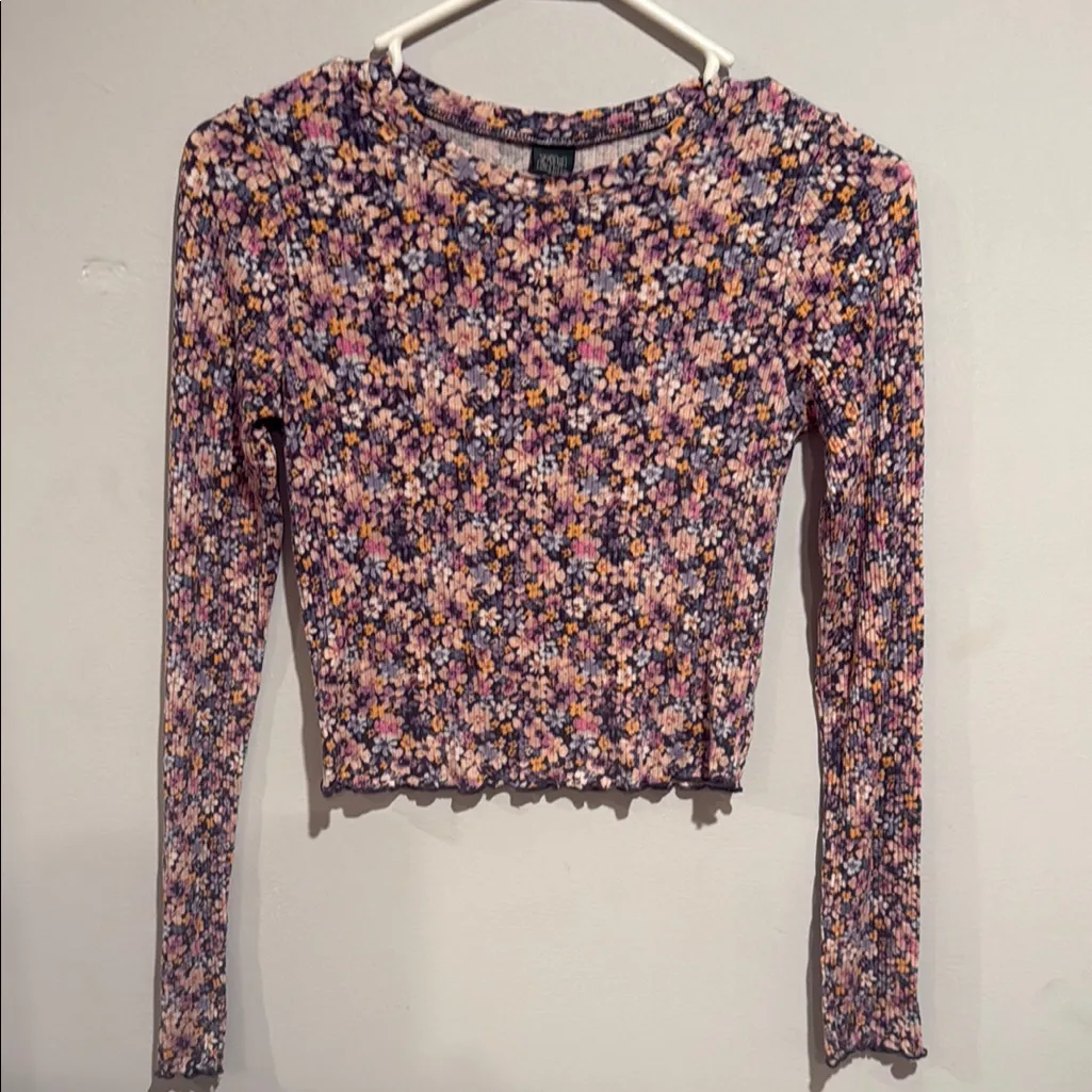 Wild Fable Multicolor Floral Tee - Image 4