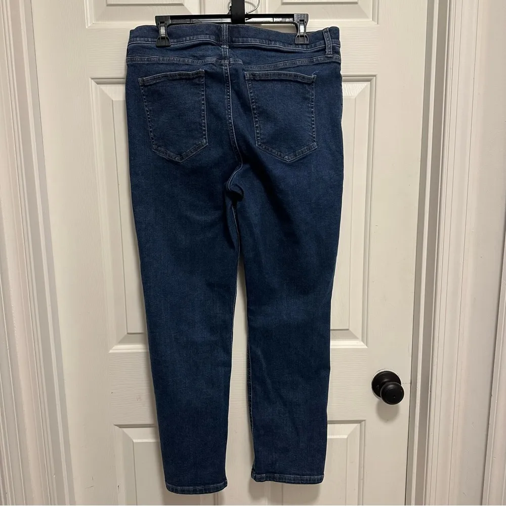 Banana Republic‎ Mr Cigarette Jeans Womens Size 32/14 Mid Rise - Image 2