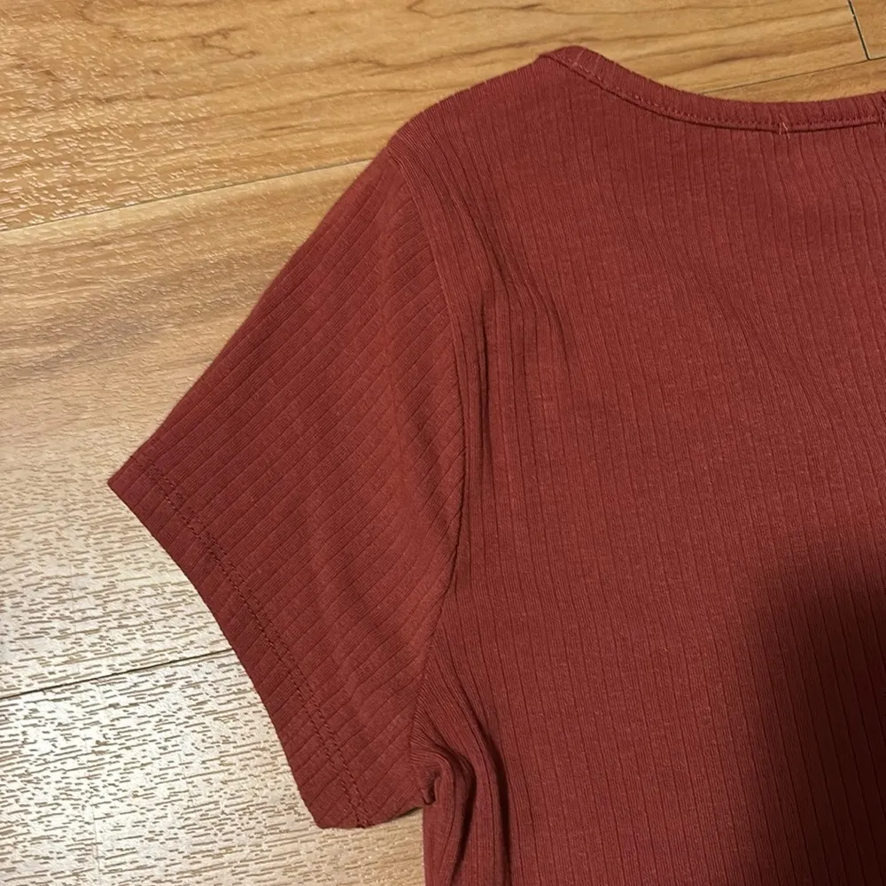 Fitted Short Sleeve Rust Color Dress - Image 8