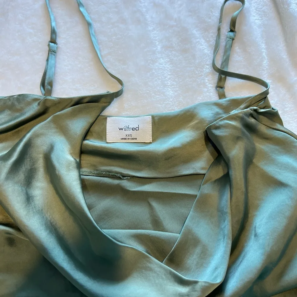 Aritzia Wilfred Only Ruched Slip Dress - Image 4