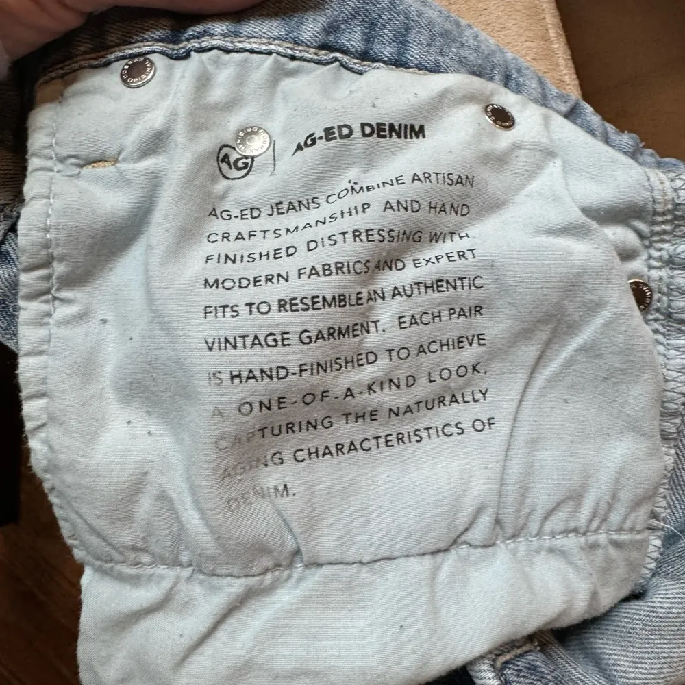 AG Women's Becke High Rise‎ Relaxed Slim Short 29 - Image 6