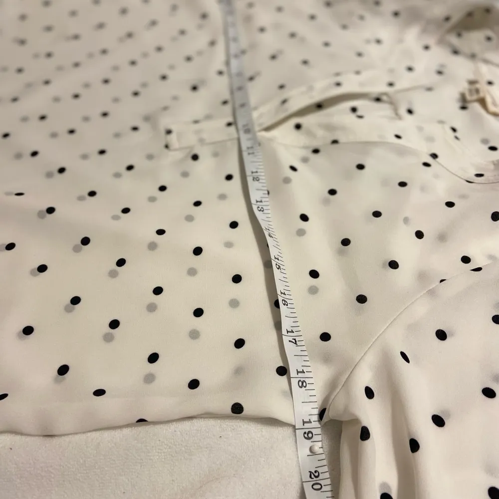 MAISON JULES POLKA DOT BLOUSE NWOT - Image 9