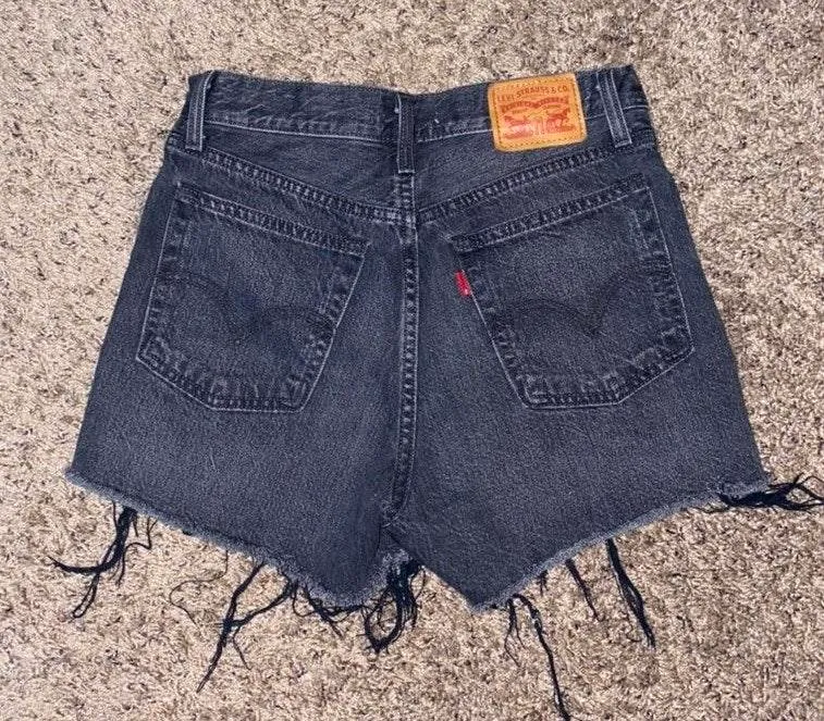 Levi’s Wedgie Short - Image 3