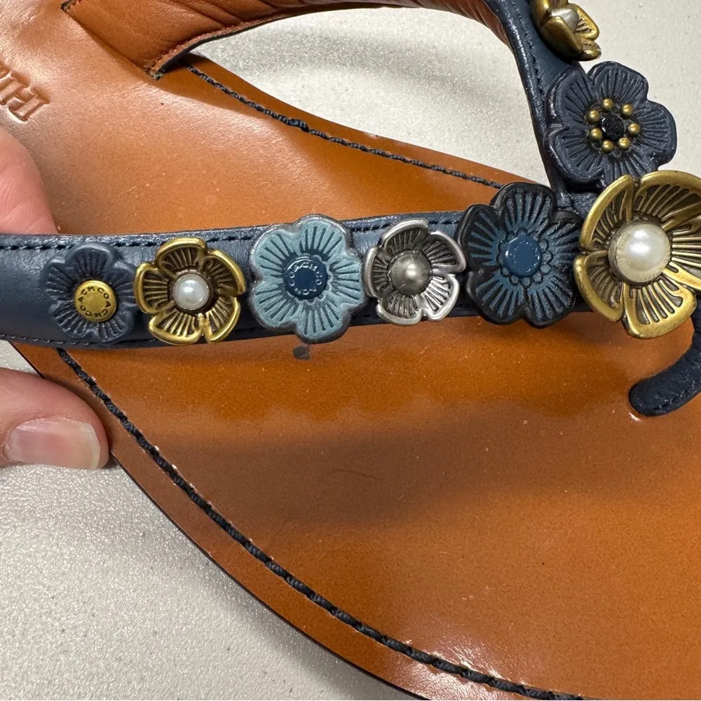 Coach Blue Leather Tea Rose Multi Flip Flop Womens 9 Sandals Flat Beachy Casual - Image 6