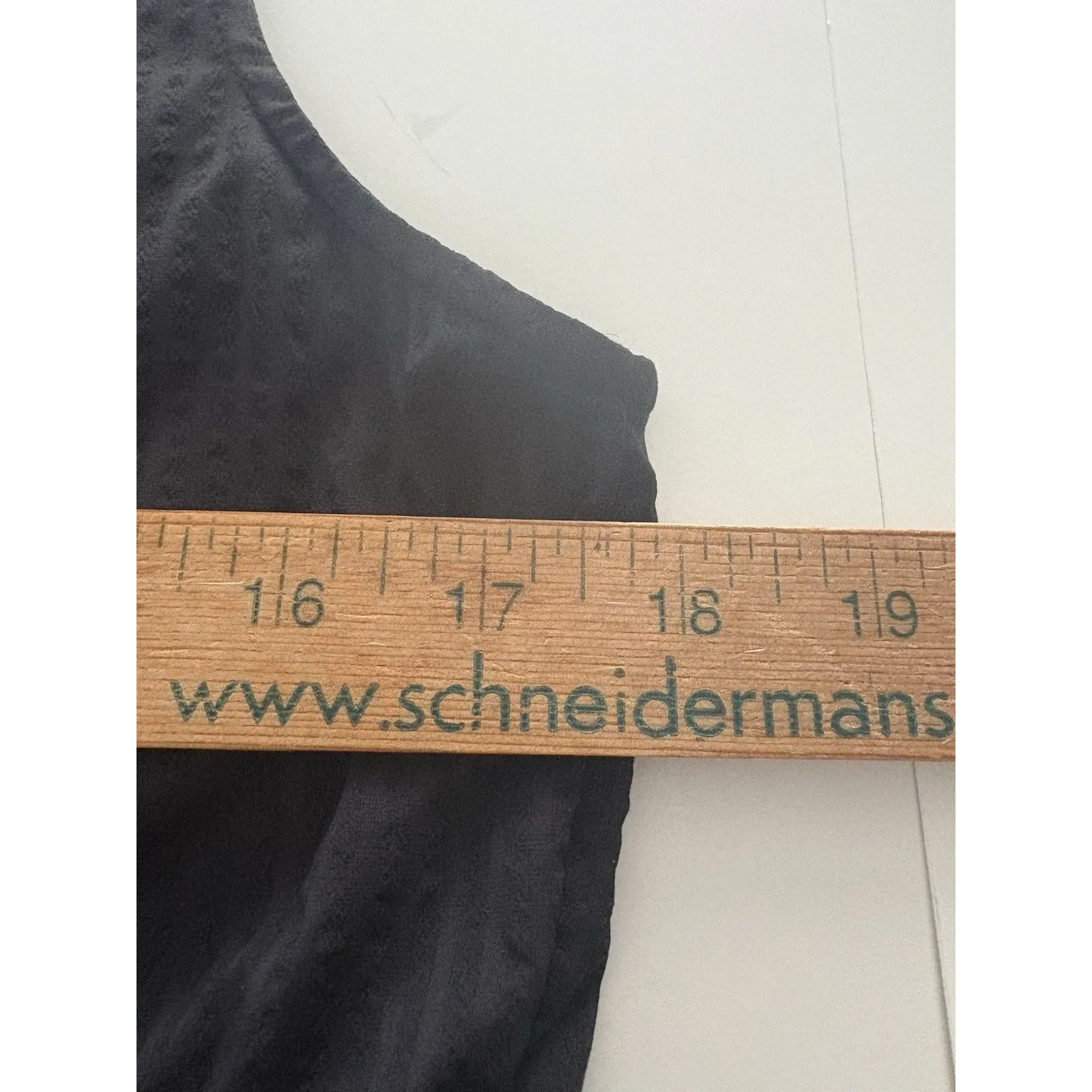 Vineyard Vines Tilly Harbor Seersucker Tiered Dress Small Black Moisture Wicking - Image 12