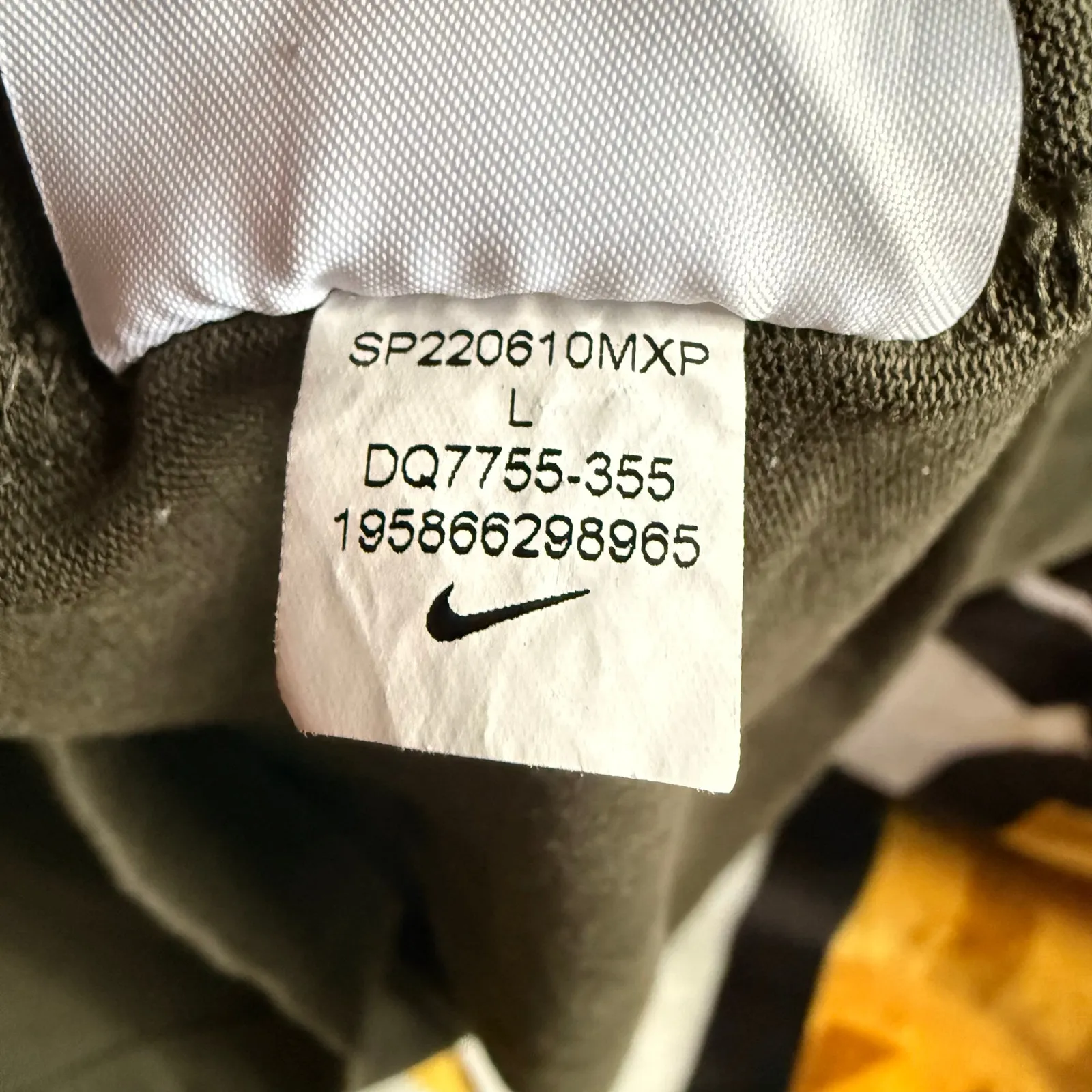 Nike x Billie Eilish NRG LA T-Shirt Crewneck Sequoia Large Oversized M Unisex - Image 6