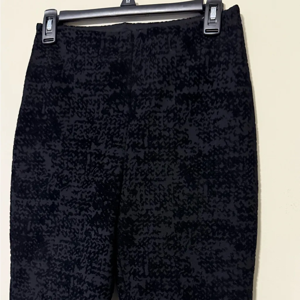 Lysse medium Victoria Flocked Black Leggings Mid Rise Shaping Stretch elegant - Image 3