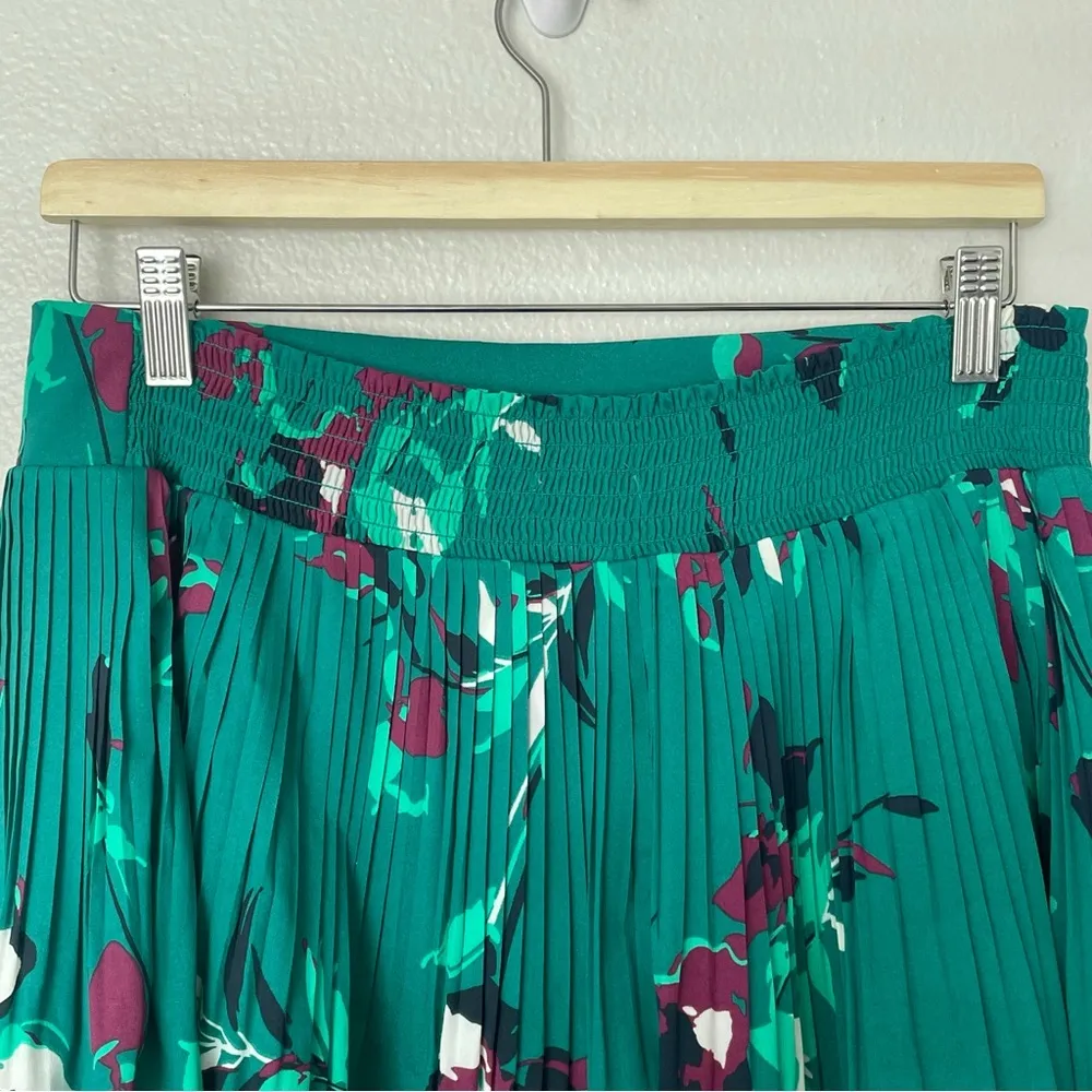 Merona Windward Green Floral Print Pleated Elastic Waist Skirt Size Medium - Image 6