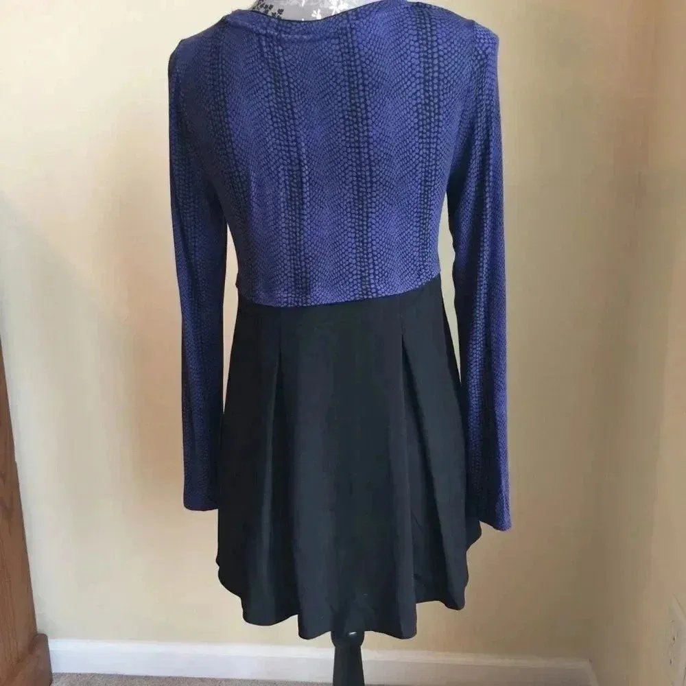 Apt 9 high-low long sleeve purple/black tunic size XS - Image 3