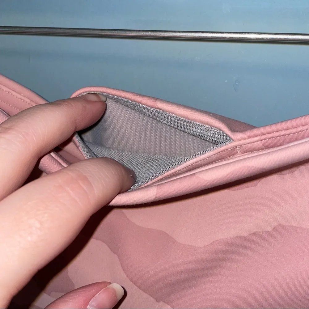 Athleta Elation Camo Tight 7/8 Length in Pink Size 2X - Image 5