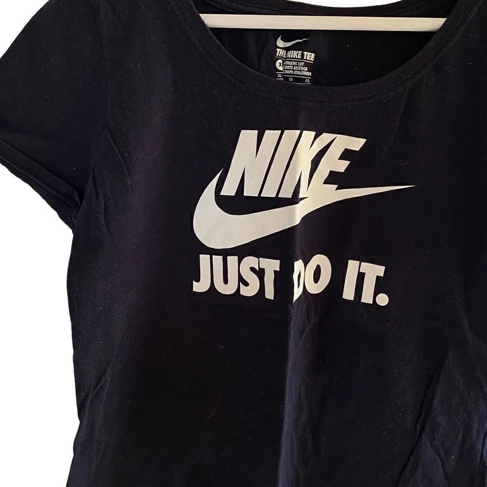 The Nike Tee Athletic Cut XL Blue White T shirt short sleeve - Image 3