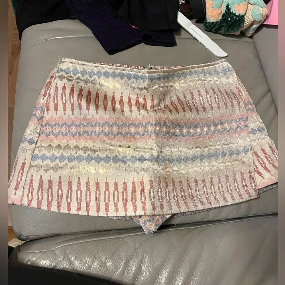 Bcbggeneration jaquard clay micro skort size 6 - Image 2