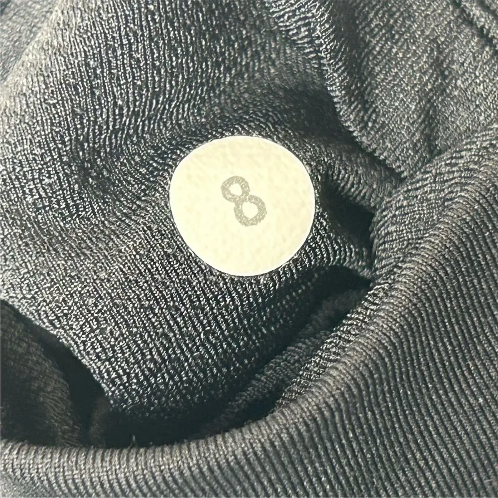 Lululemon Women's Black Inspire Crop Leggings Size 8 Running Yoga Gym - Image 8