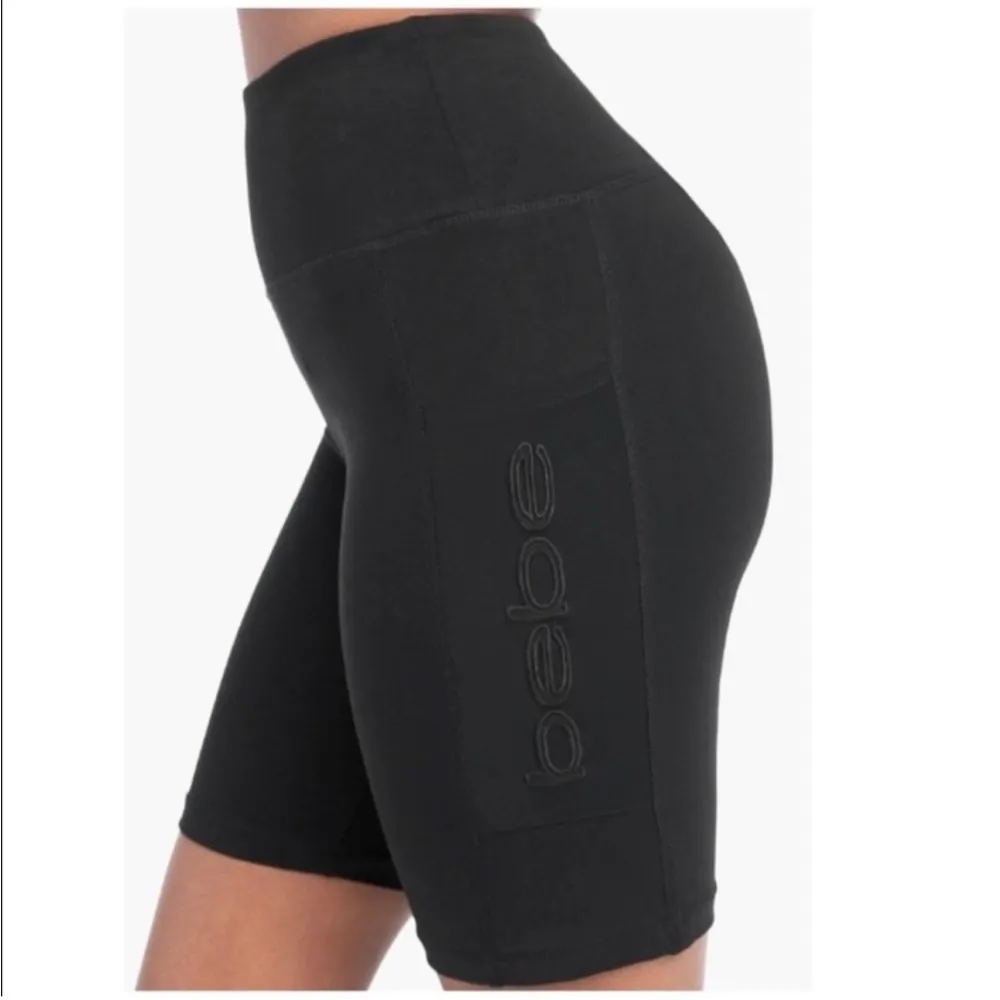 athletic shorts mesh side pockets elastic waist women’s Size Medium - Image 3