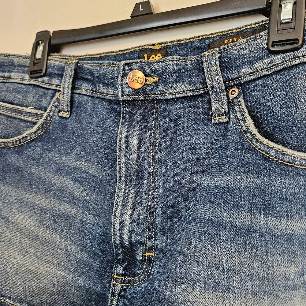 Lee Jean Shorts Blue Denim High Rise Pin Up Casual Neutral Classic - Image 2