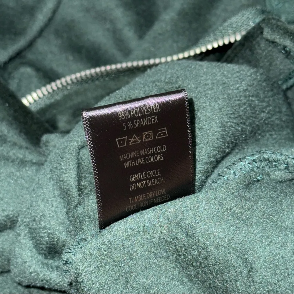 House of Harlow 1960 Pullover Womens small Green Velour Sleepwear Quarter Zip - Image 8