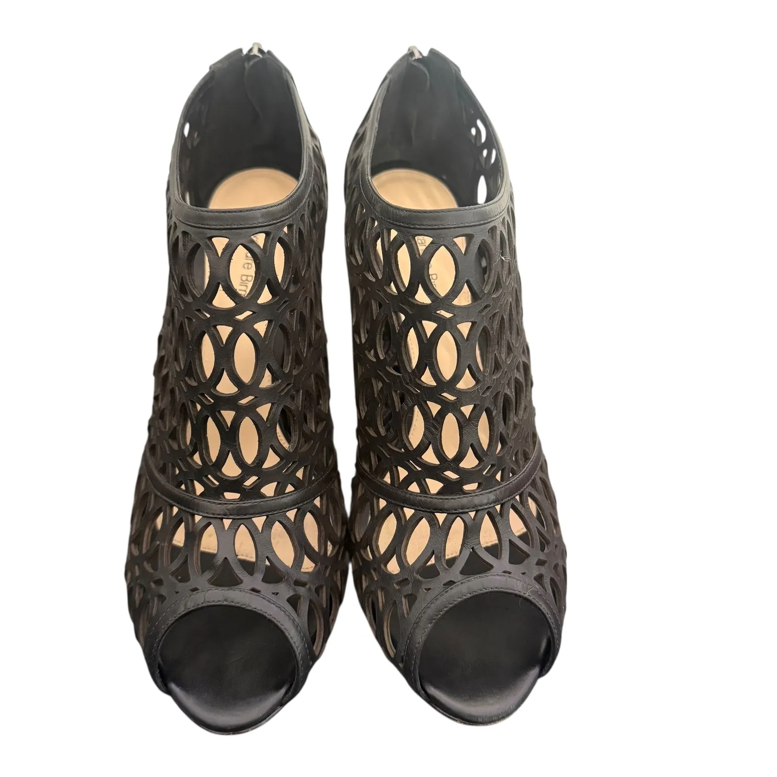 Alexandre Birman Black Leather Cut Out Heels Size 40.5 Laser Cut Peep‎ Toe Shoes - Image 2