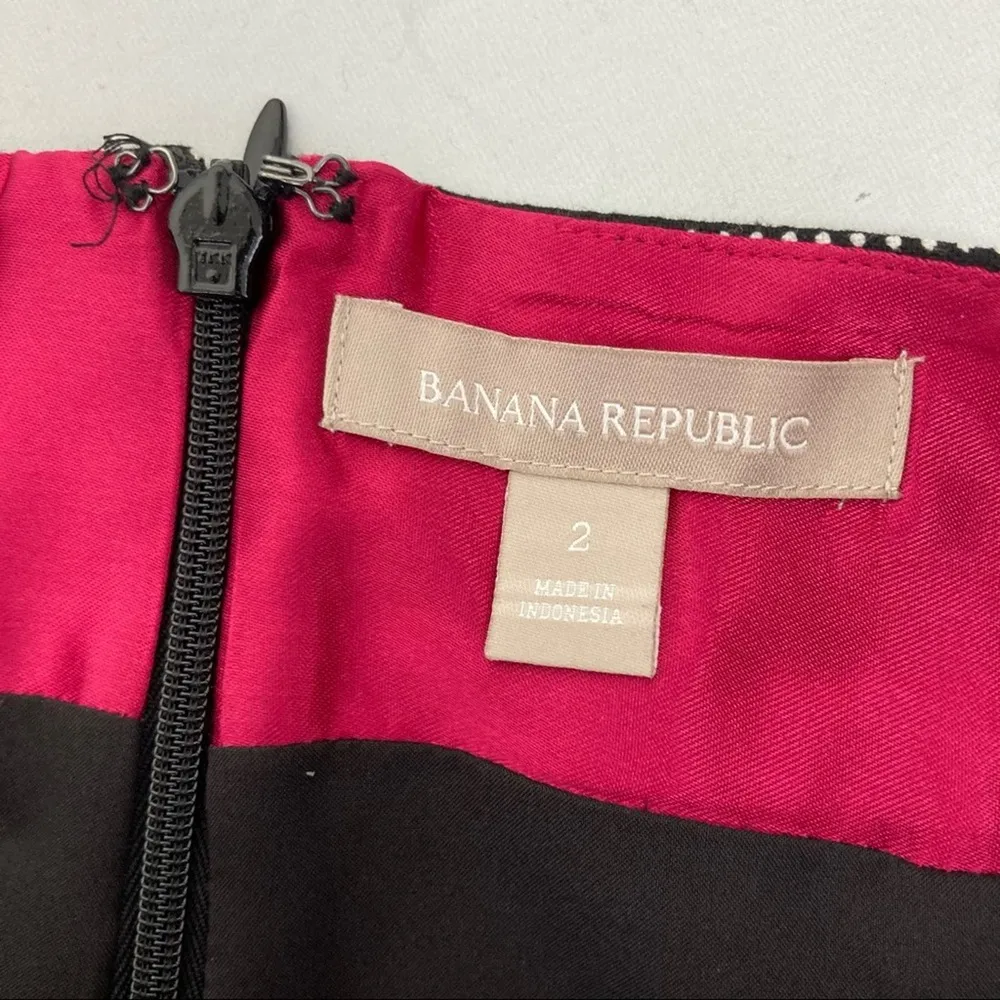 Banana Republic Polka Dot Bow Pencil Skirt Sz 2 - Image 2