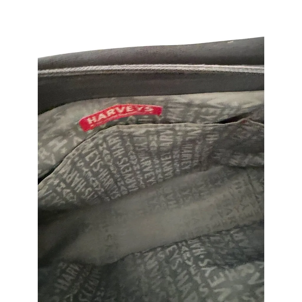 HARVEYS Executive Messenger Black Seat Belt Bag - Image 6