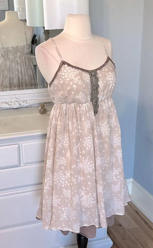 A Reve Babydoll Dress Summer Peasant Spaghetti Strap Womens Small - Image 2