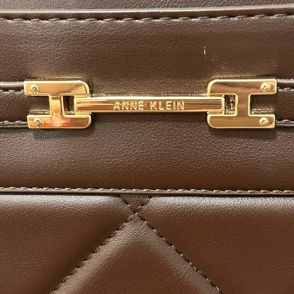 Anne Klein quilted tote bag with card case - Image 2