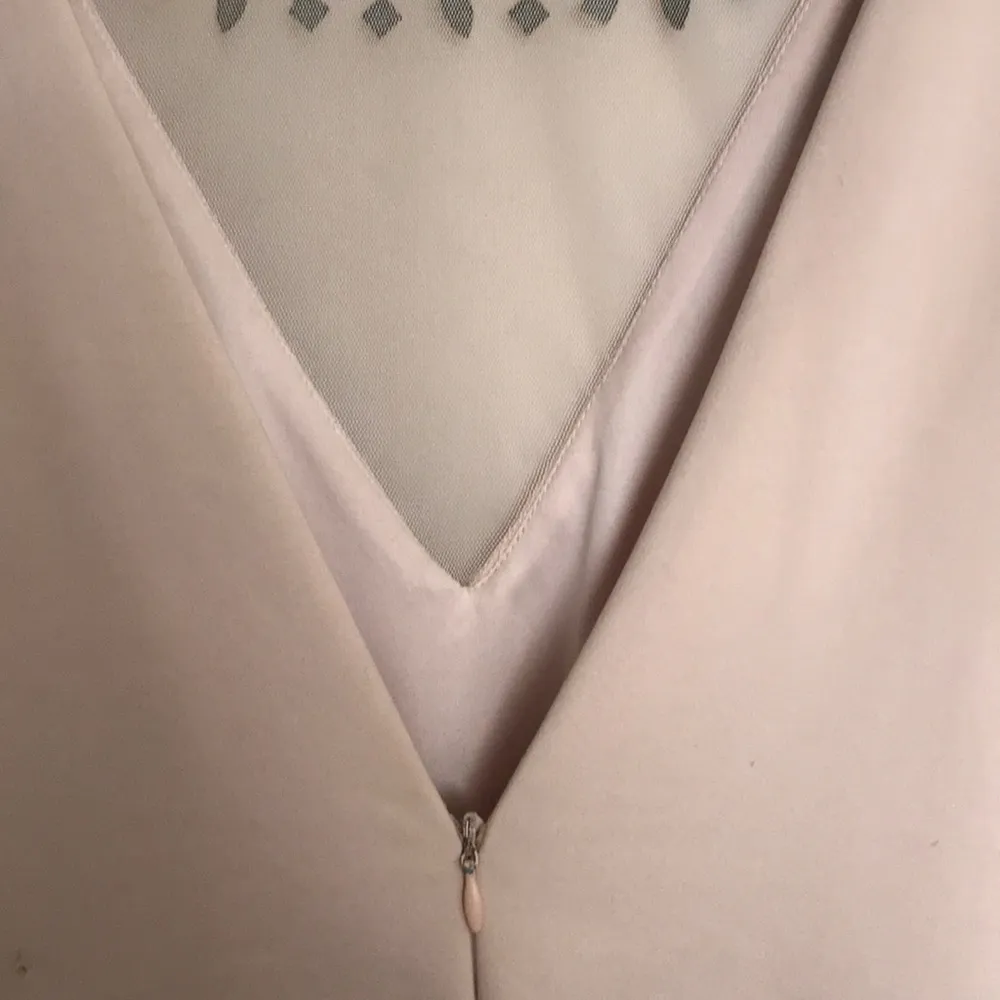 ZARA tight light pink dress - Image 3