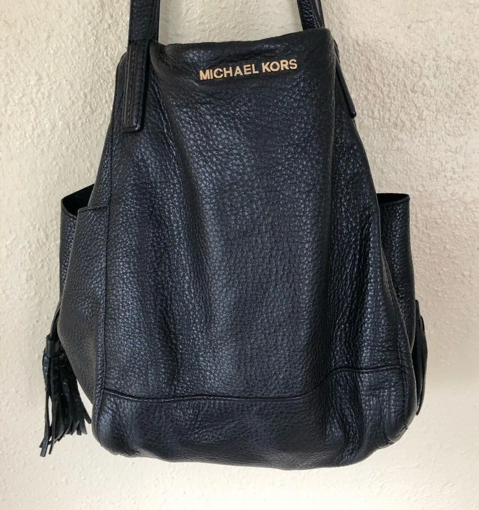 Michael Kors Ashbury Black Pebbled Leather Shoulder Bag - Image 3