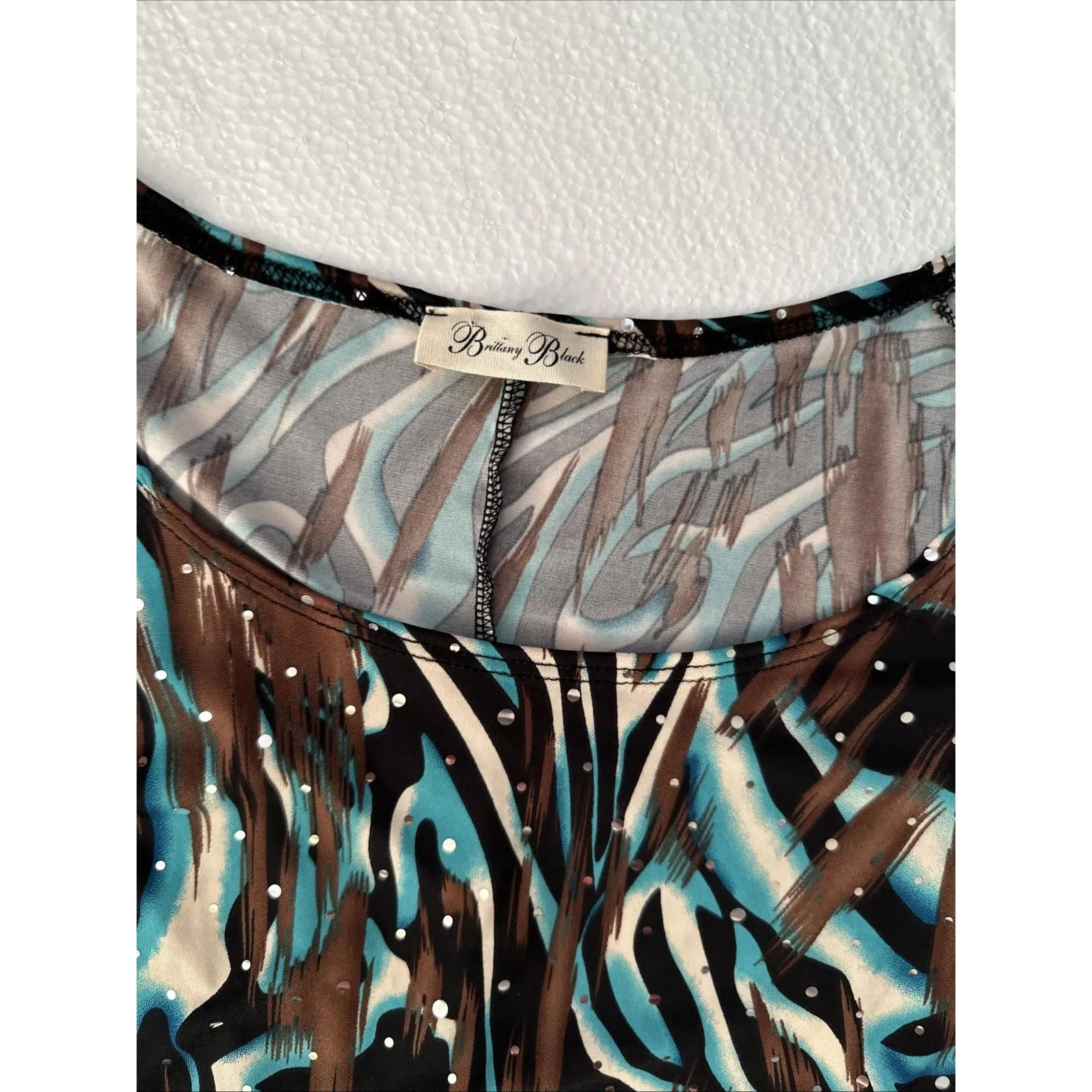 Brittany Black Women Top Size XL Glam‎ Sparkle Blue Brown Holiday Mature Party - Image 4