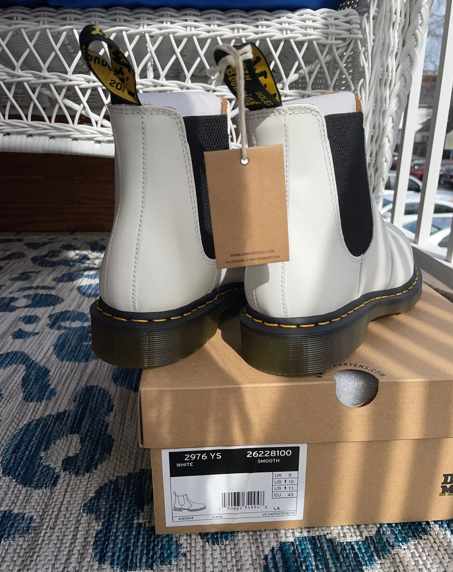 Dr. Martens 2976 Quad Chelsea Boot - Image 4