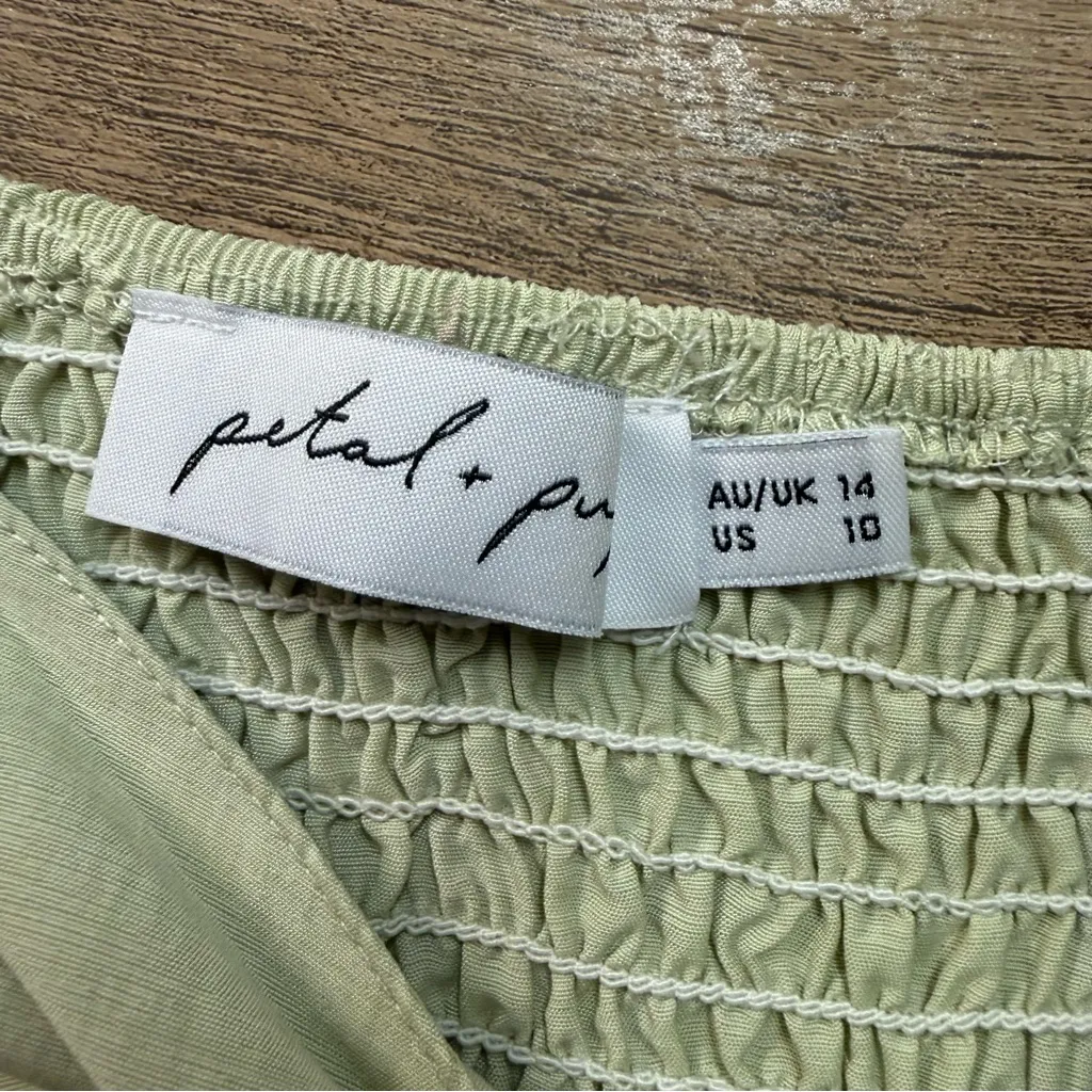 Petal & Pup Celine Top Puff Sleeve Tie Front Blouse in Green Women’s Size 10 - Image 6