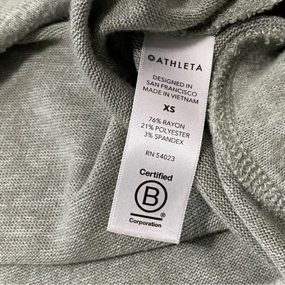 Athleta Women’s Size XS Heathered Light Green Cozy Pullover Sweatshirt - Image 5