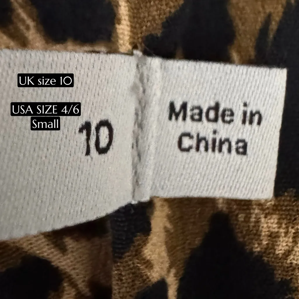 OASIS Tiger Print Slit Maxi Dress V Neck Short Sleeve Women’s US Sz 4/6 SMALL - Image 9