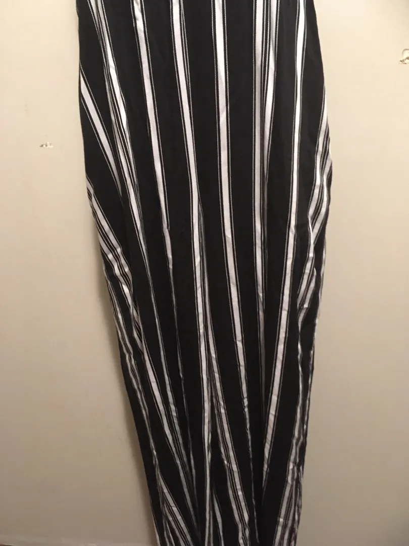 Wild Fable Black And White Overall Romper - Image 7