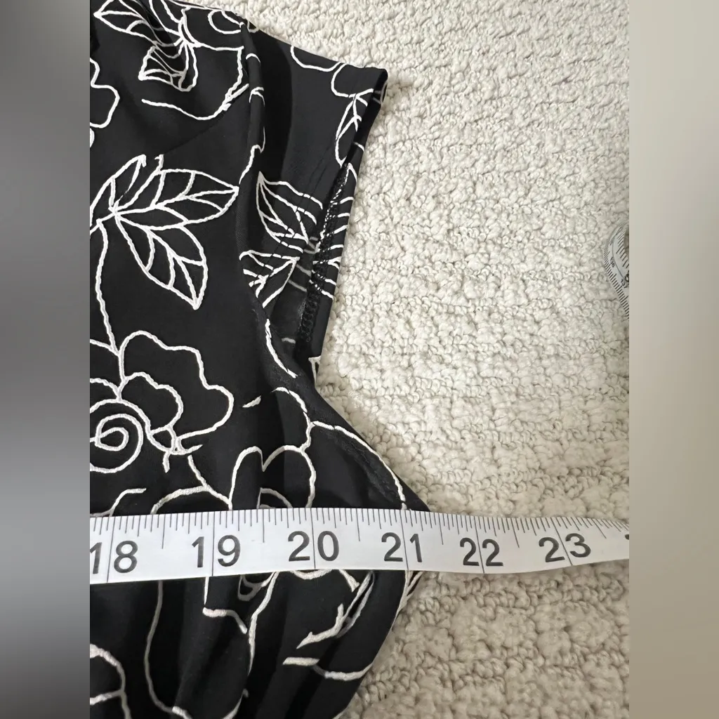 Robbie Bee Floral Midi Dress - Image 4