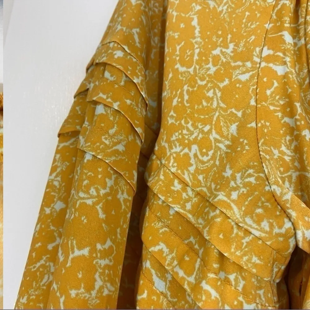 Free People All Tucks Printed Long Sleeve Bodysuit Women’s Small Yellow - Image 4