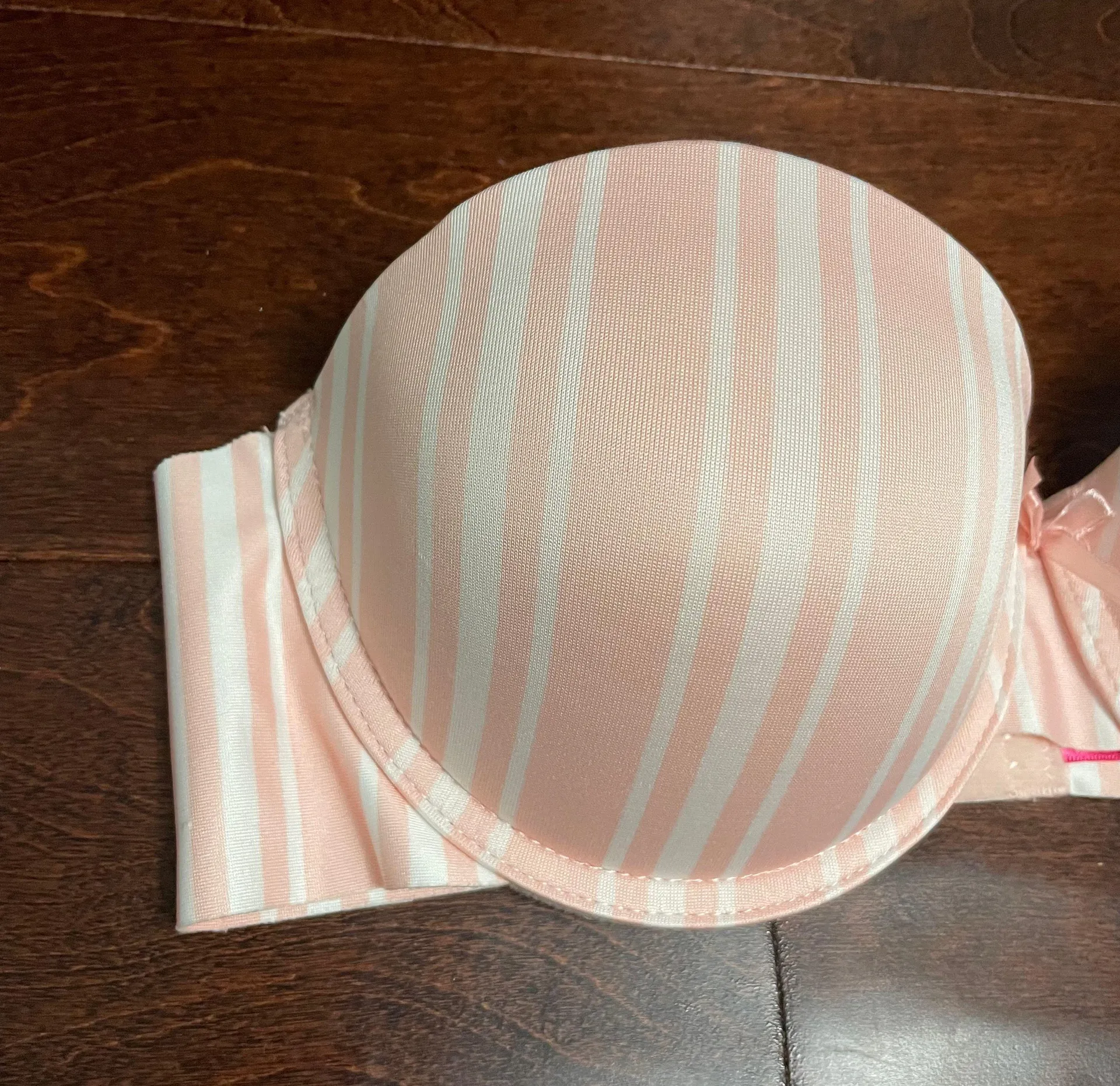 NWT  Strapless Pink and White Striped Bra Size 34C - Image 2