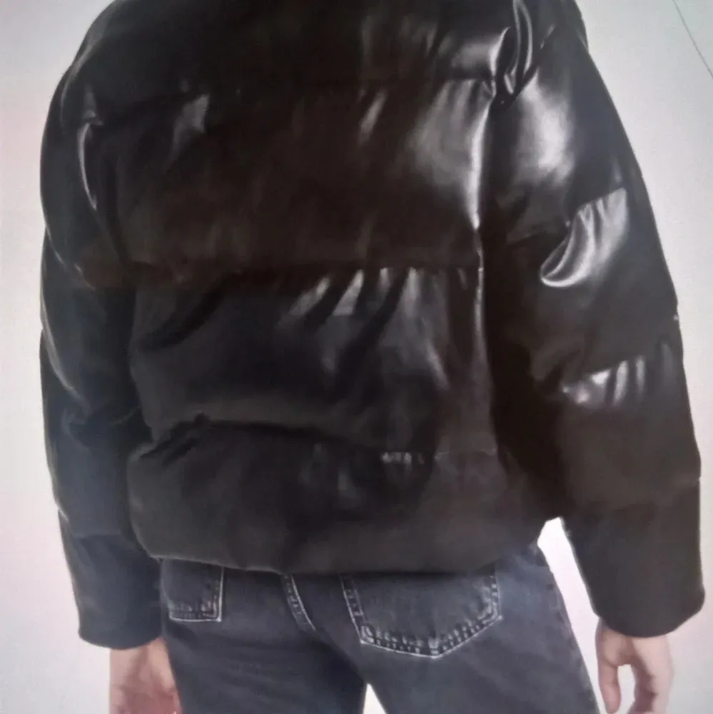 Mother The drop talk pillow puffer jacket color black size small women - Image 2