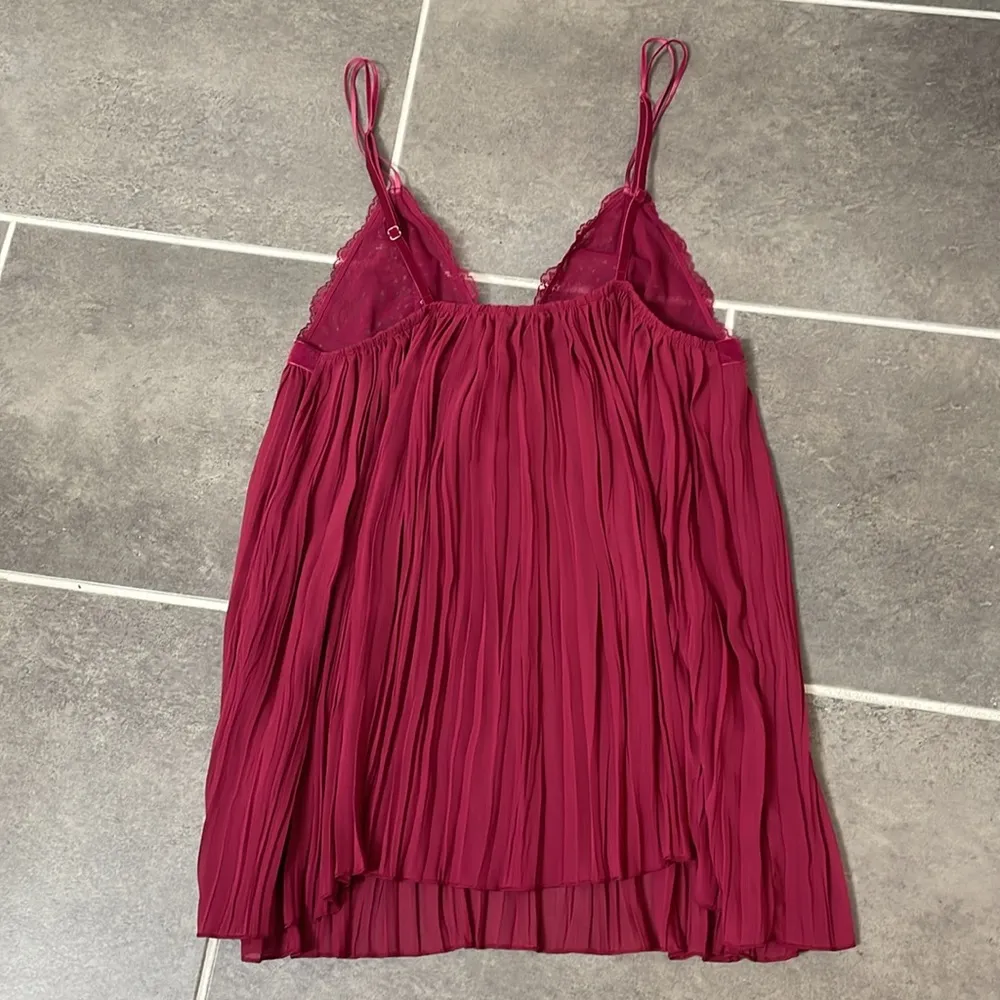 Victoria’s Secret Pleated Embellished Babydoll Slip size Large. - Image 10