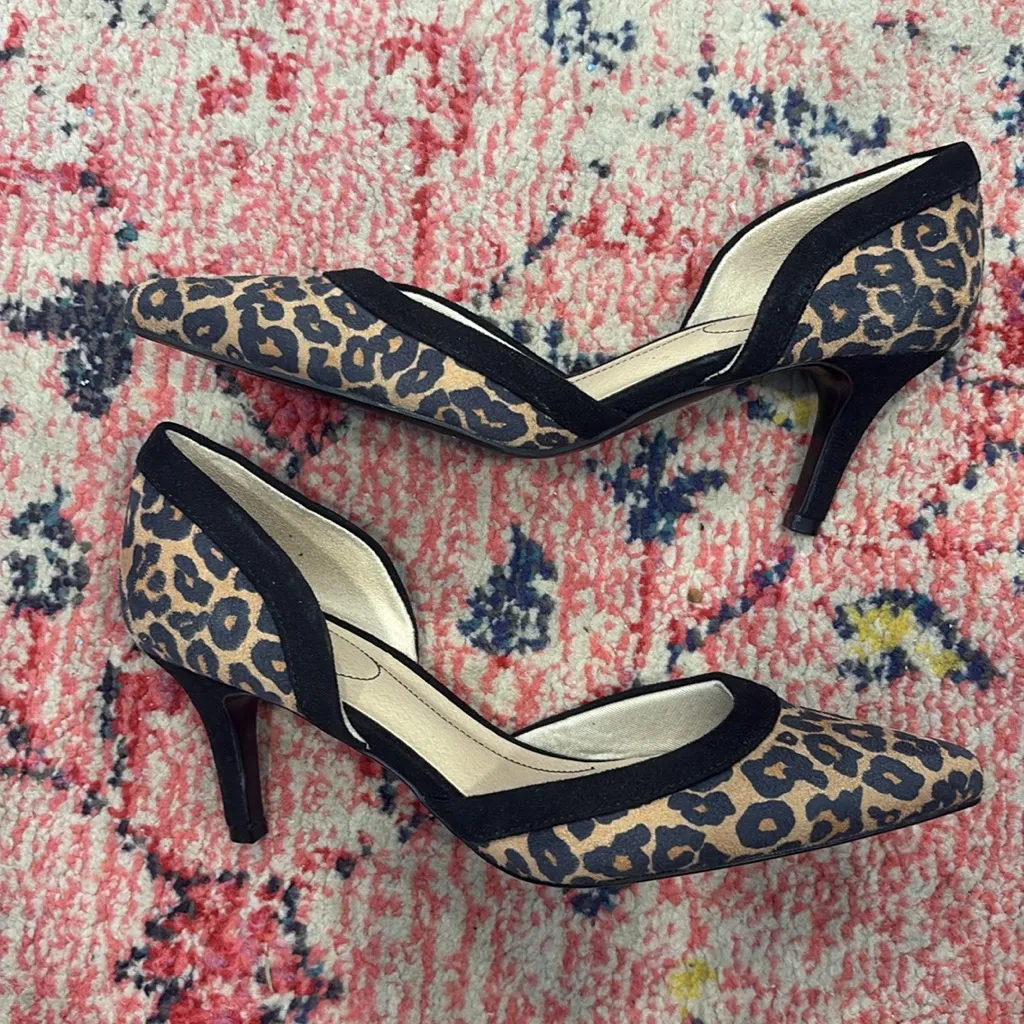 Life stride Leopard Saldana Pumps - Image 9