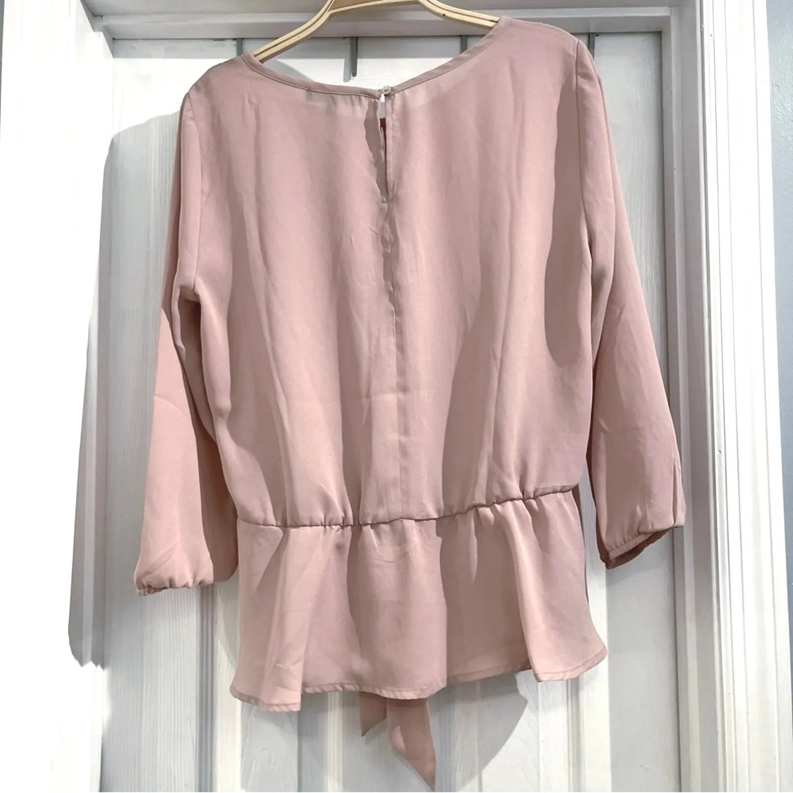 BeCool Women’s Blush Pink 3/4 Sleeve Blouse Sz Medium - Image 2