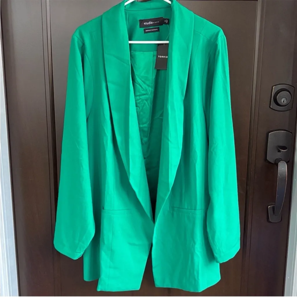 NWT Torrid Classic Shawl Collar Open
Front Blazer Green Size 3X - Image 4