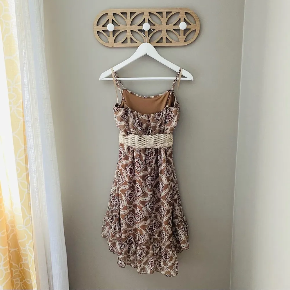 Vanity Floral Print Ruffle Dress Tan Sz Medium - Image 5