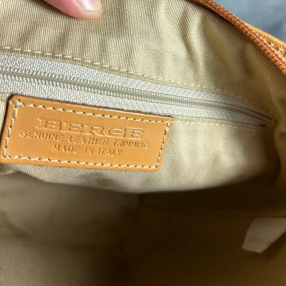 VINTAGE BERGE TAN LEATHER Floral Embossed Bucket Denim BAG Made in Italy - Image 5