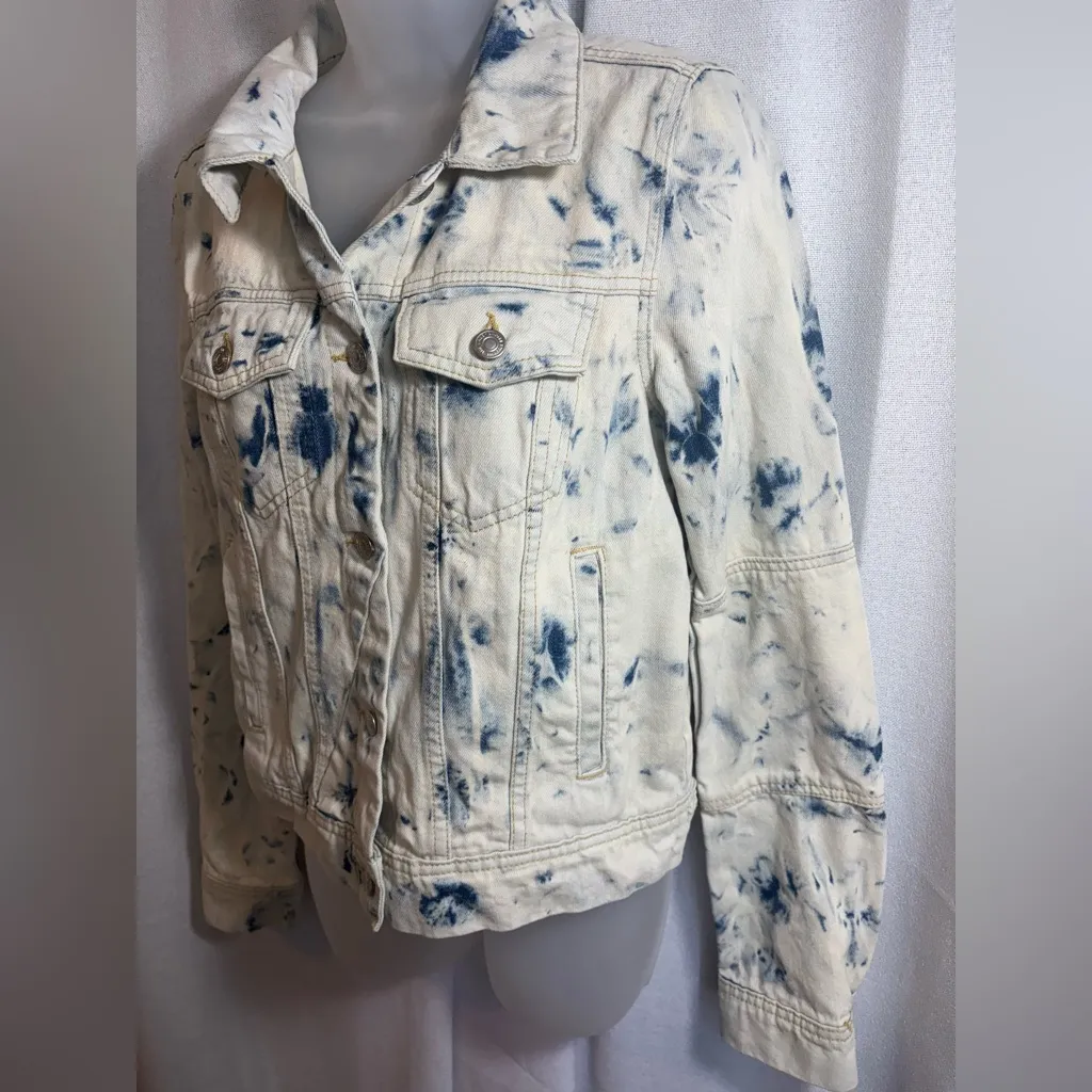 FREE People Rumors Denim Jacket in Jones Tie Dye Blue‎ Size Small EEUC 0436 - Image 8