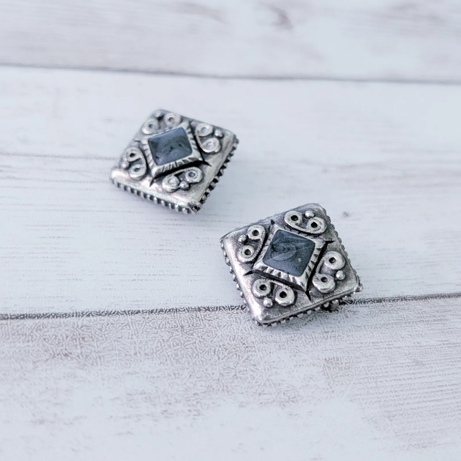 Vintage Clip On Earrings Dark Silver Tone & Dusky Dark Blue - Image 4