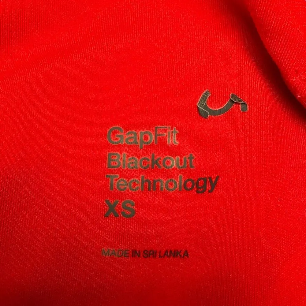 Gap Fit Racerback Sports Bra - Image 3