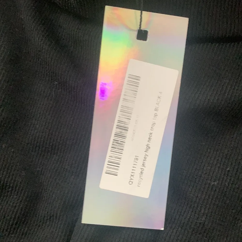 Nasty gal black long sleeve crop top - Image 4