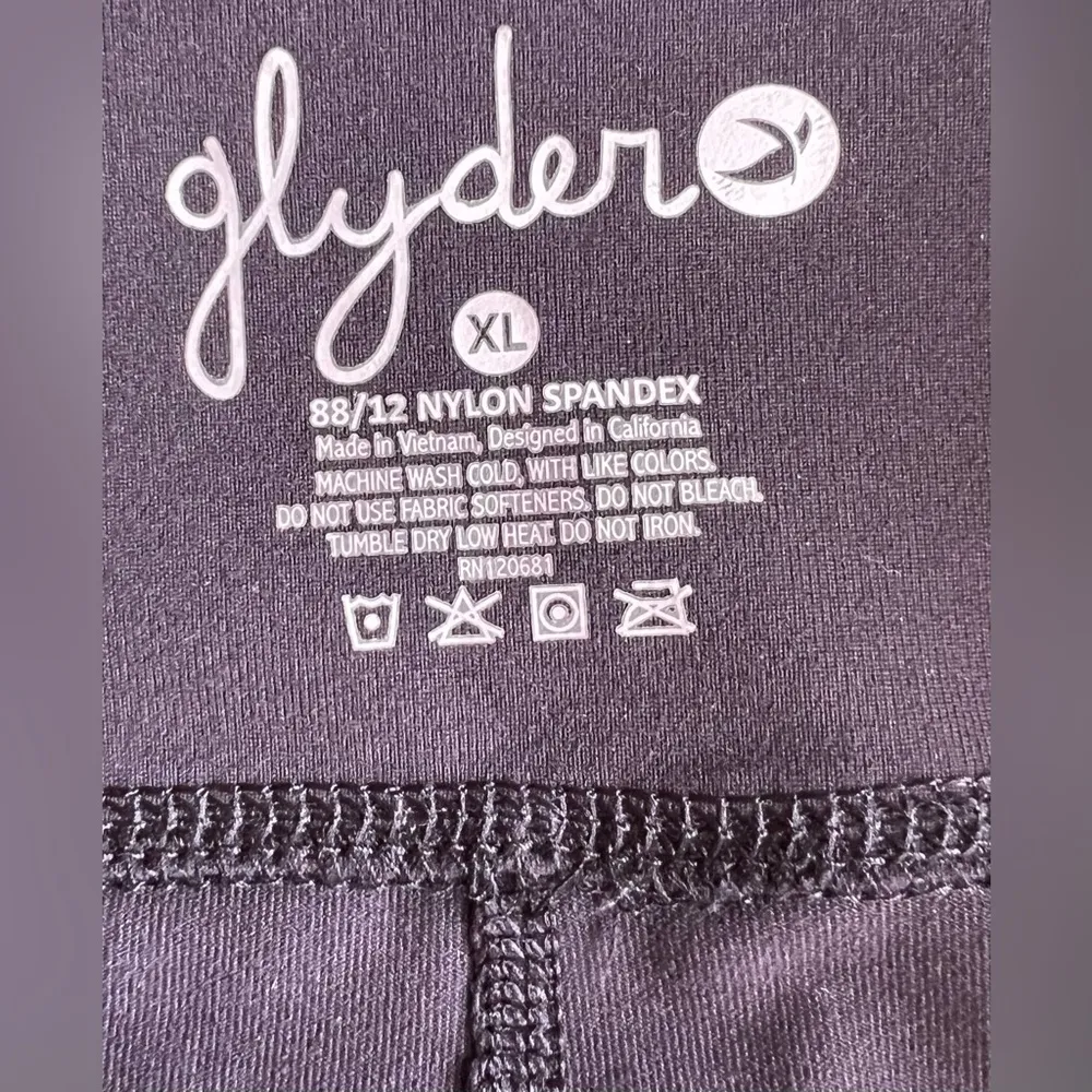 Glyder Glyder Capri Leggings Womens  LX Black Nylon And  Spandex Lightweight New - Image 12